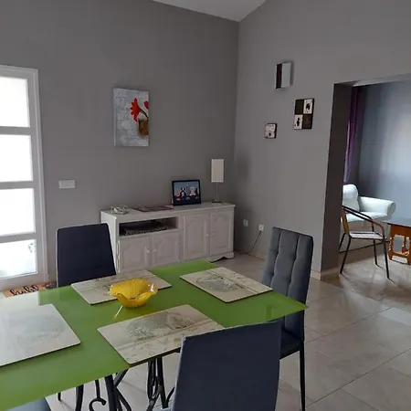 Casa Del Sol , Ruhige Lage, Teilweise Meerblick, Wlan, Vv Διαμέρισμα Tarajalejo